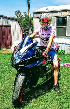OnlyFans account  gixxerboii423 avatar 1