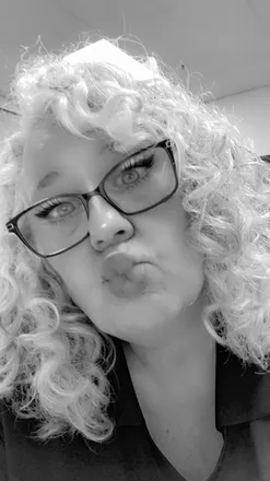 OnlyFans cuenta silvercurls header 2