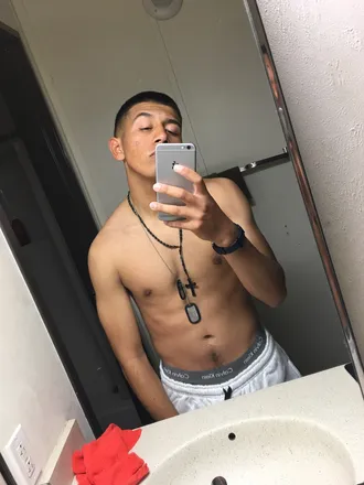 OnlyFans cuenta larastv247 header 2