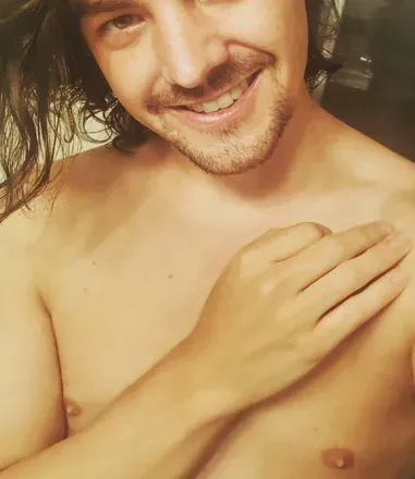 OnlyFans cuenta ambassador header 2