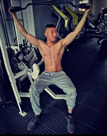 OnlyFans cuenta u51380043 header 2