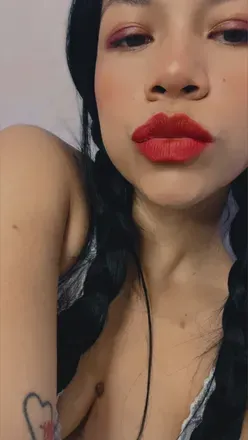 OnlyFans account  lauriscb avatar 1