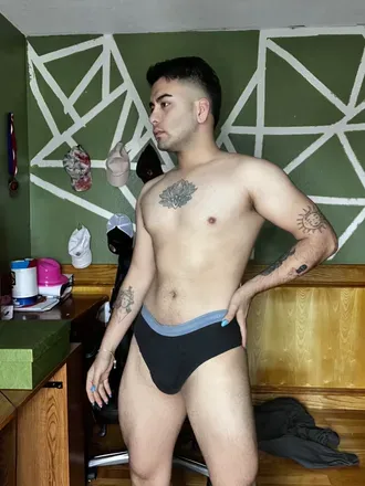 OnlyFans cuenta franciscomacias24 header 2