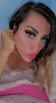 OnlyFans cuenta u242262000 header 2