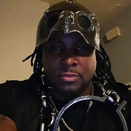 OnlyFans account  kingaceslays header 2