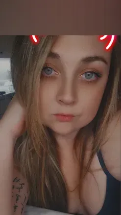OnlyFans account  dezzi18 avatar 1