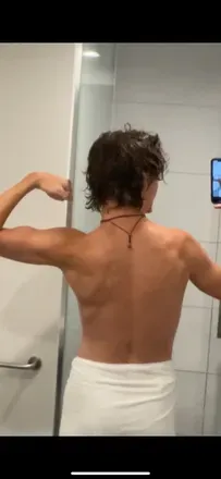 OnlyFans cuenta angus_watson header 2
