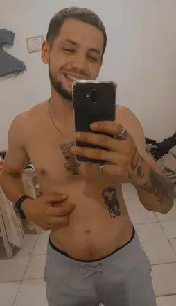 OnlyFans account  u114396392 header 2
