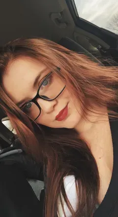 OnlyFans account  rellarose avatar 1