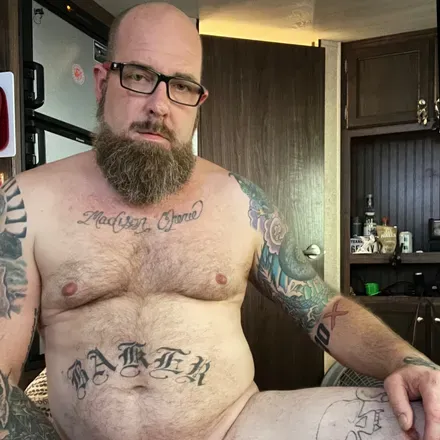 OnlyFans cuenta grownmanversekingjames avatar 1