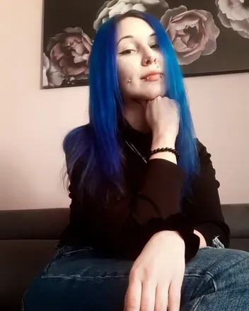 OnlyFans account  bloody_mery avatar 1