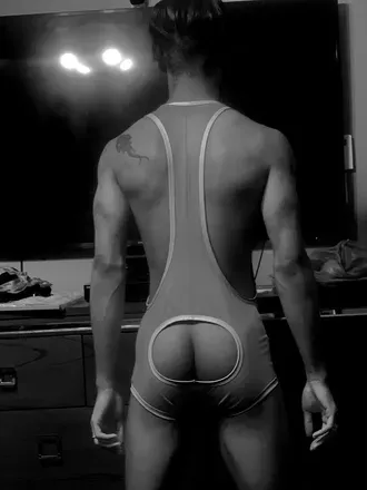 OnlyFans cuenta isaiahdanielsx header 2