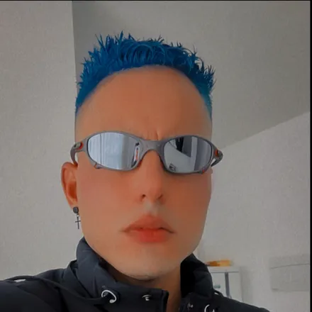 OnlyFans account  playsson header 2