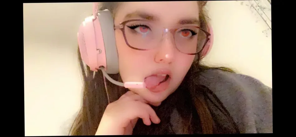 OnlyFans account  babyzaylin avatar 1