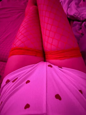 OnlyFans cuenta cherrymilkfeet header 2