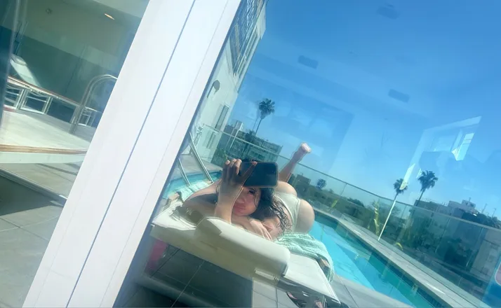 OnlyFans cuenta ninanoriega header 2