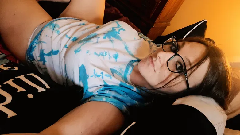 OnlyFans cuenta tempting.tee header 2