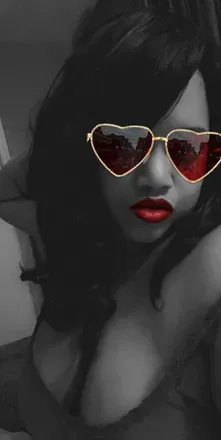 OnlyFans cuenta urmetalgirlfriend header 2