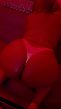 OnlyFans cuenta yummy_cece header 2