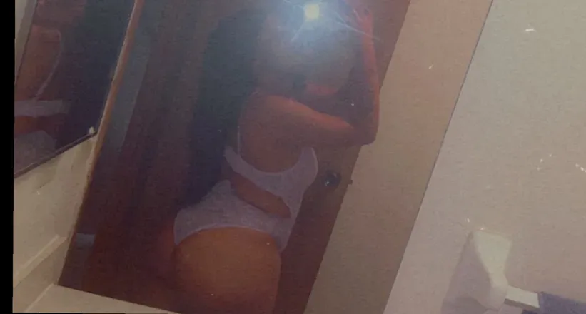 OnlyFans account  cococourtney avatar 1