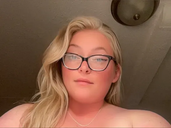 OnlyFans cuenta etherealbabydoll avatar 1
