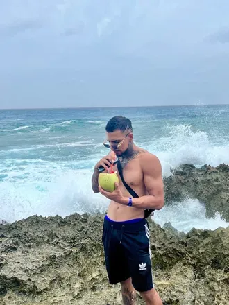 OnlyFans cuenta miguelbueno3 avatar 1
