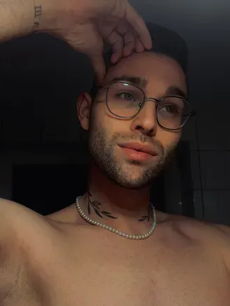 OnlyFans cuenta kevinh19cm avatar 1