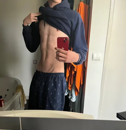 OnlyFans cuenta julescari75 header 2