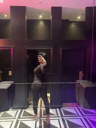 OnlyFans cuenta iamalexisvega header 2