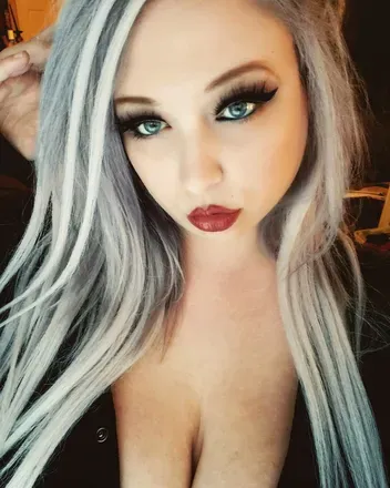 OnlyFans cuenta blueeyedbabe_ avatar 1