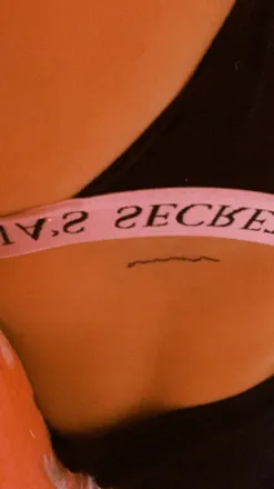 OnlyFans cuenta camilaluuj header 2