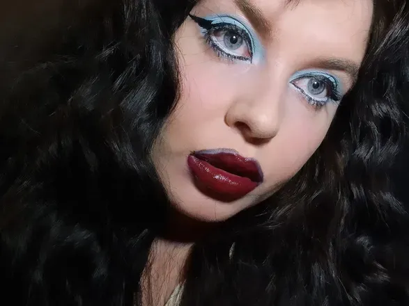 OnlyFans cuenta gothicmothermoth avatar 1