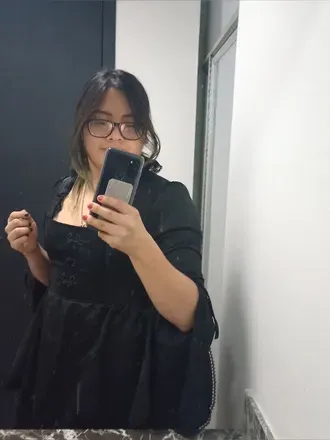 OnlyFans account  queenbeectoria avatar 1