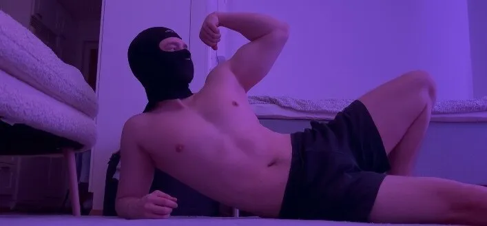 OnlyFans cuenta vaulted999 header 2