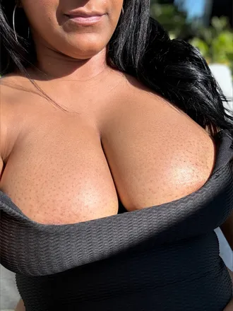 OnlyFans account  therapeuticparts header 2