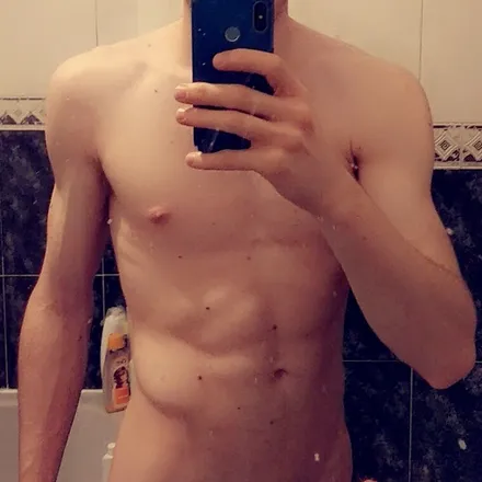 OnlyFans cuenta angeelloo header 2