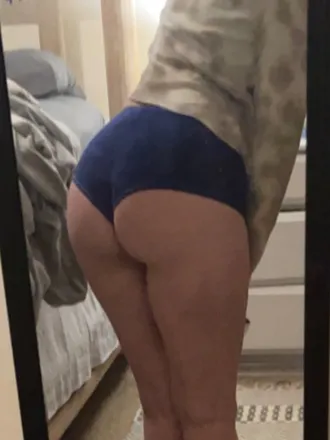 OnlyFans cuenta younice1989 header 2