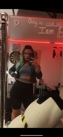 OnlyFans account  ch0kemewurcash avatar 1