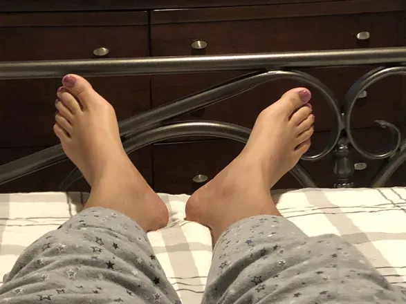 OnlyFans cuenta rossie_feet avatar 1