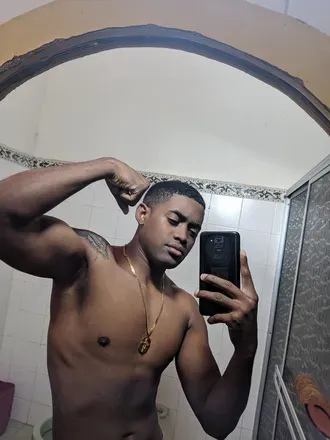 OnlyFans cuenta andres_1999 avatar 1