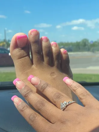 OnlyFans cuenta fienmyprettyfeet avatar 1