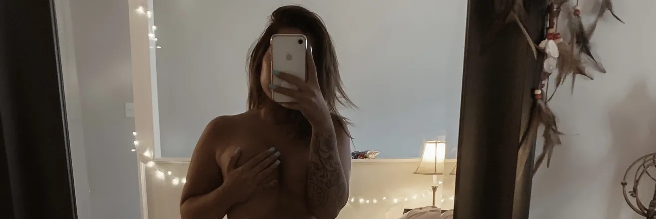 OnlyFans cuenta carrls6 header 2