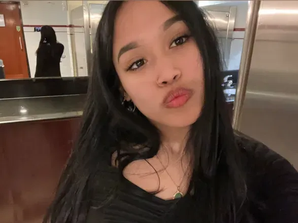 OnlyFans account  makelisapurr avatar 1
