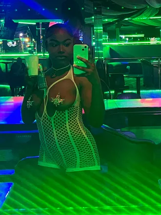 OnlyFans cuenta prettibrowngyal header 2