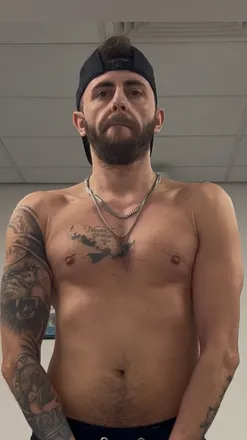 OnlyFans cuenta yourboyjukxxx header 2