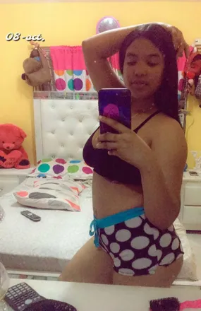 OnlyFans account  chinitafina header 2