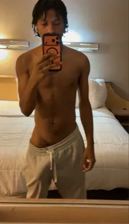 OnlyFans cuenta urfavnightow1 header 2