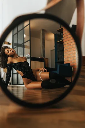 OnlyFans cuenta britmoreno header 2