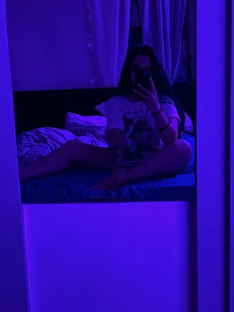 OnlyFans cuenta nonametheyluvv header 2