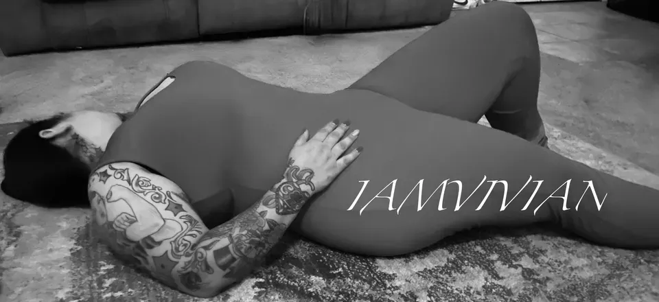 OnlyFans cuenta iamvivianr header 2